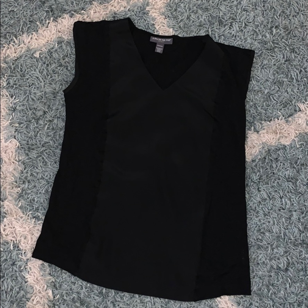 Black A Pea in the Pod maternity top